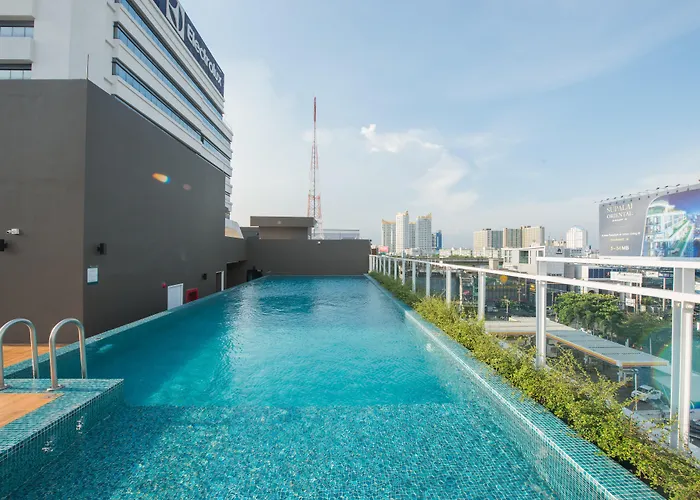Maven Stylish Hotel 4*