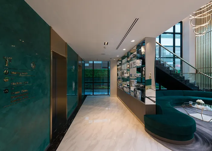 Maven Stylish Hotel