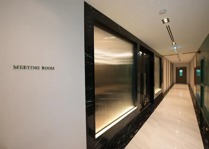 Maven Stylish Hotel Bangkok