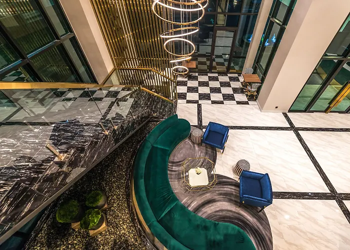 Maven Stylish Hotel