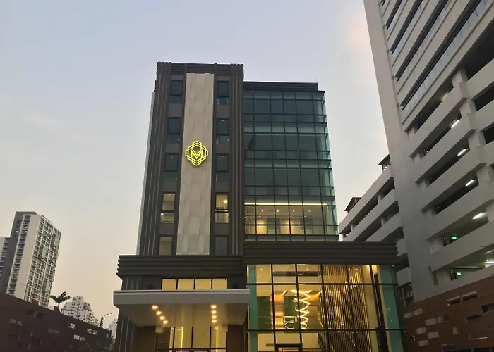 Hotel Maven Stylish 4*