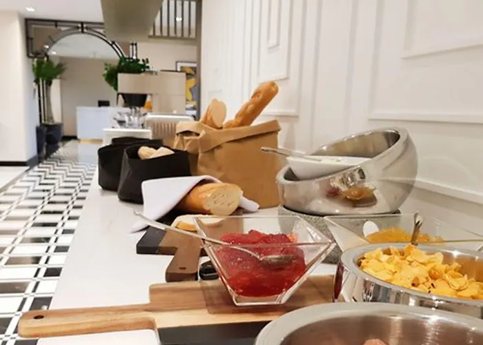 Hotel Maven Stylish Bangkok